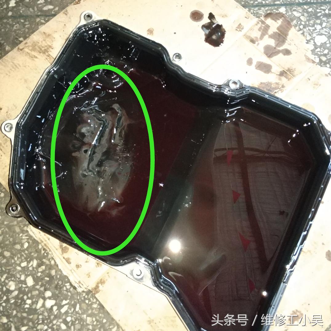 5000公里机油灯亮,大众机油灯亮了要怎样消掉