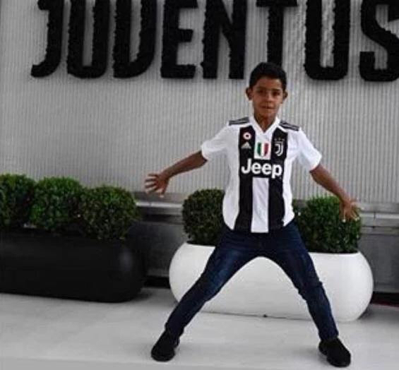 c罗把儿子叫梅西吗,c罗将自己儿子作为球童