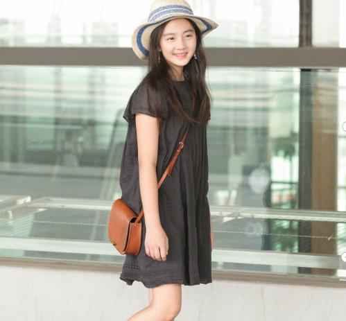 同参加综艺，多多走秀演话剧，森碟跑步踢足球唯独不跳水