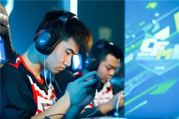 穿越火线端游职业联赛精彩视频,穿越火线职业赛事十周年