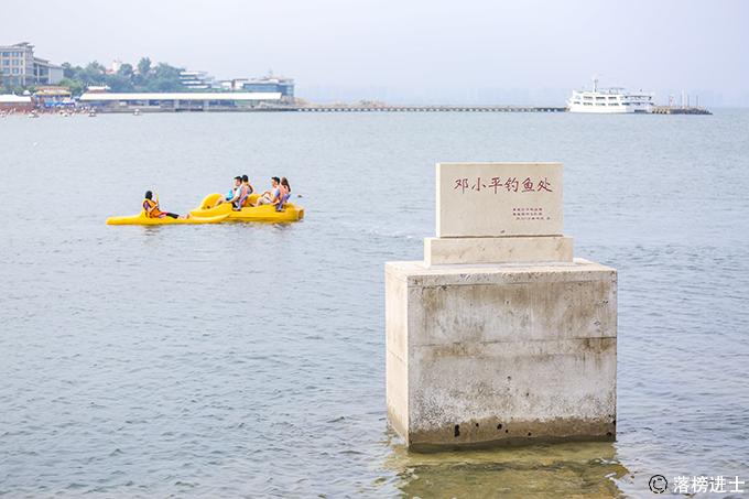 北戴河碧螺塔奇幻秀表演,碧螺塔公园都有啥表演