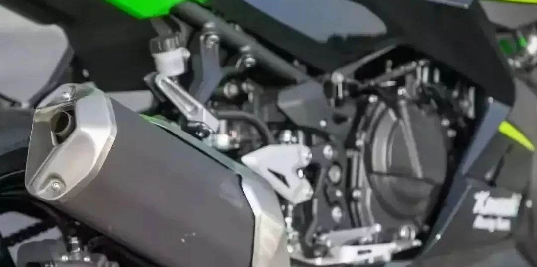 最新款川崎ninja400,23款川崎ninja400全新