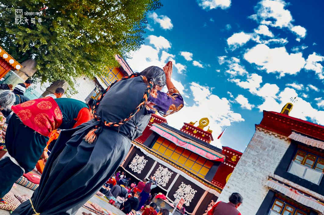 2018下半年如果你来，我会为你献上哈达，说上一句：扎西德勒