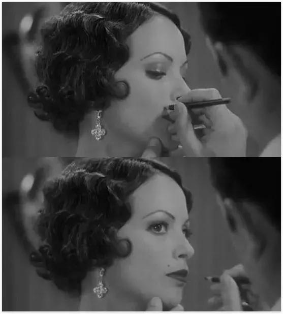 点上这颗痣，你就是整条街最骚的骚鸡