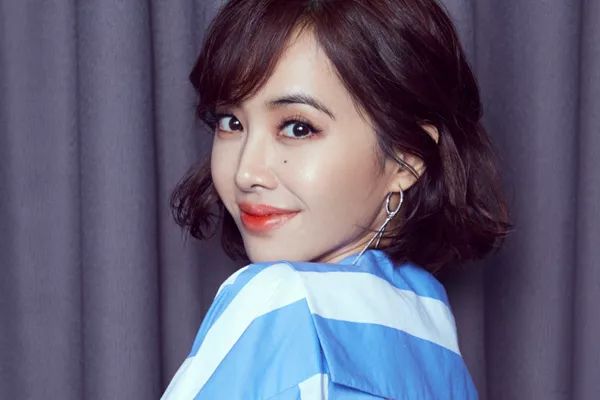 邓紫棋画像用化妆品,邓紫棋有化妆师吗