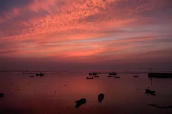 不用签证就能去的国家,不用签证的岛