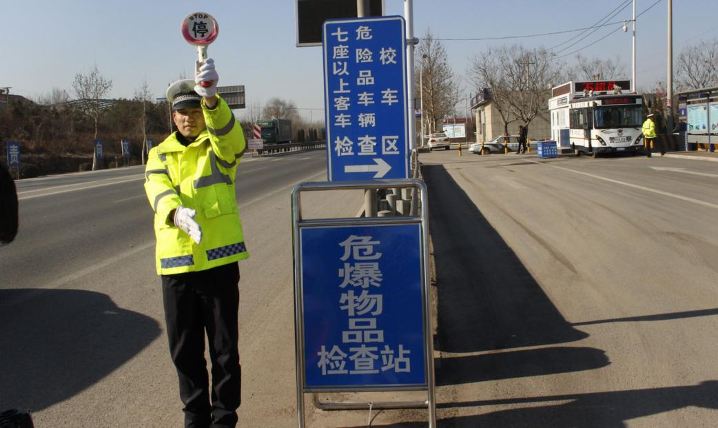 碰到交警没带驾驶证怎么办,开车没带行驶证碰到警察查车