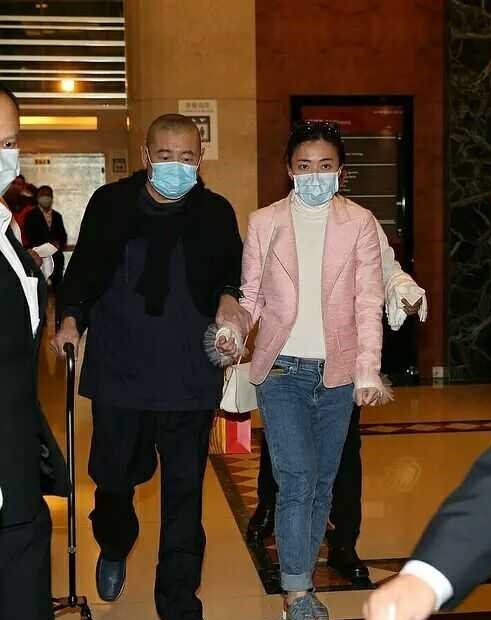 刘銮雄甘比吵架完整版,刘銮雄跟甘比吵架