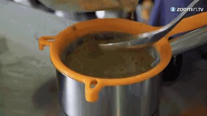 不可思议的重口味饮品：青蛙榨汁、蟑螂制奶？