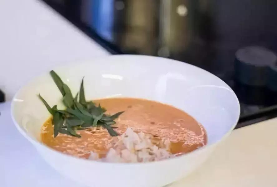 今日芯声｜我为什么要学做菜？又不是没“人”做！