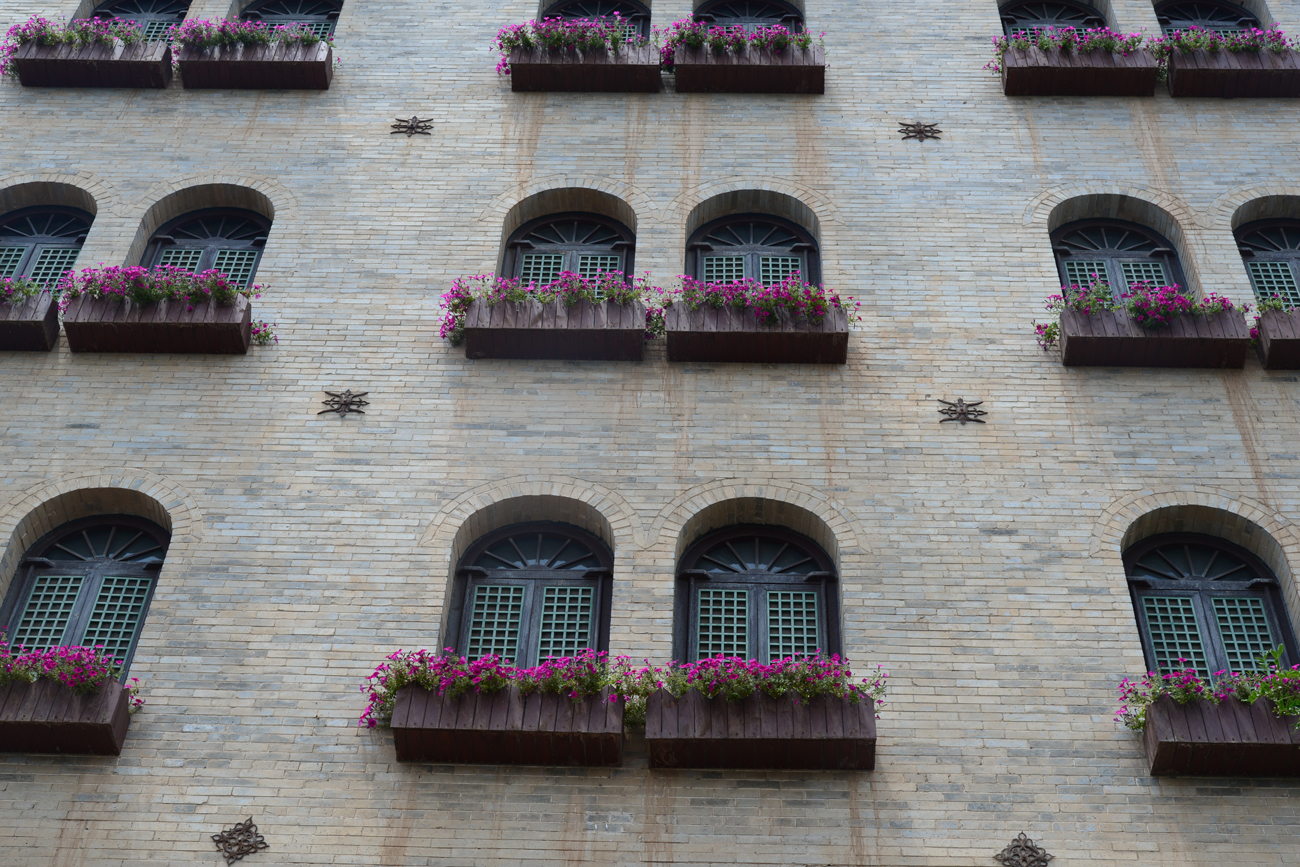 主管上司一直让加班怎么办,碰到领导针对你不让你加班怎么办