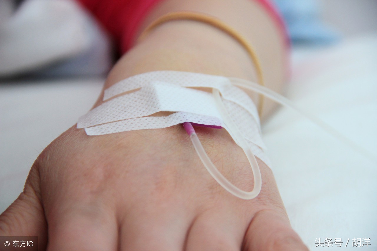 吊针时有泡泡进入血管会不会有事,吊针里面有几十个气泡