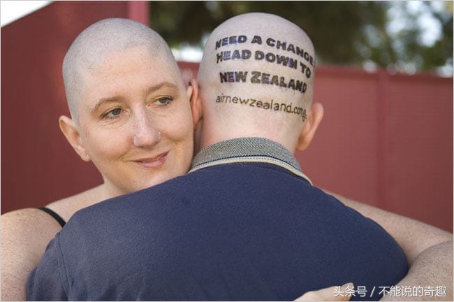 腋窝、大腿、额头？外国朋友做个广告宣传还能如此脑洞大开！