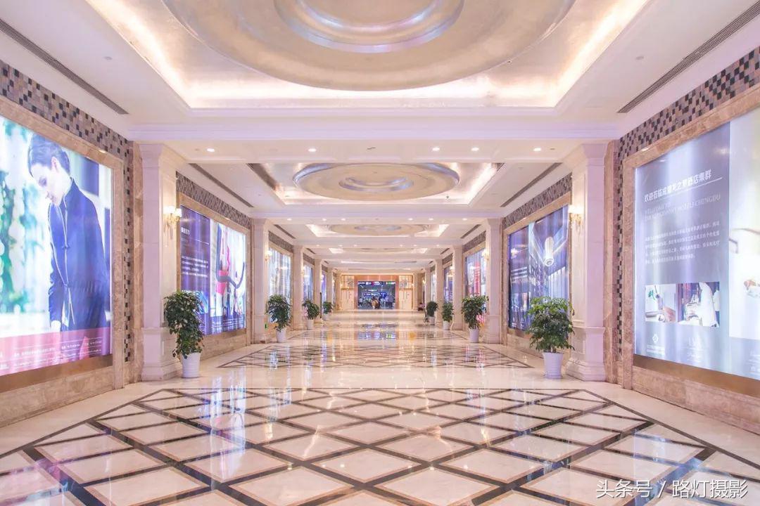 大堂直通高铁站，去成都住这家网红酒店吃喝住行玩到爽！