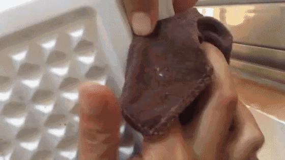 冰箱里面发霉了用什么方法洗干净,冰箱里胶条发霉怎么清洁