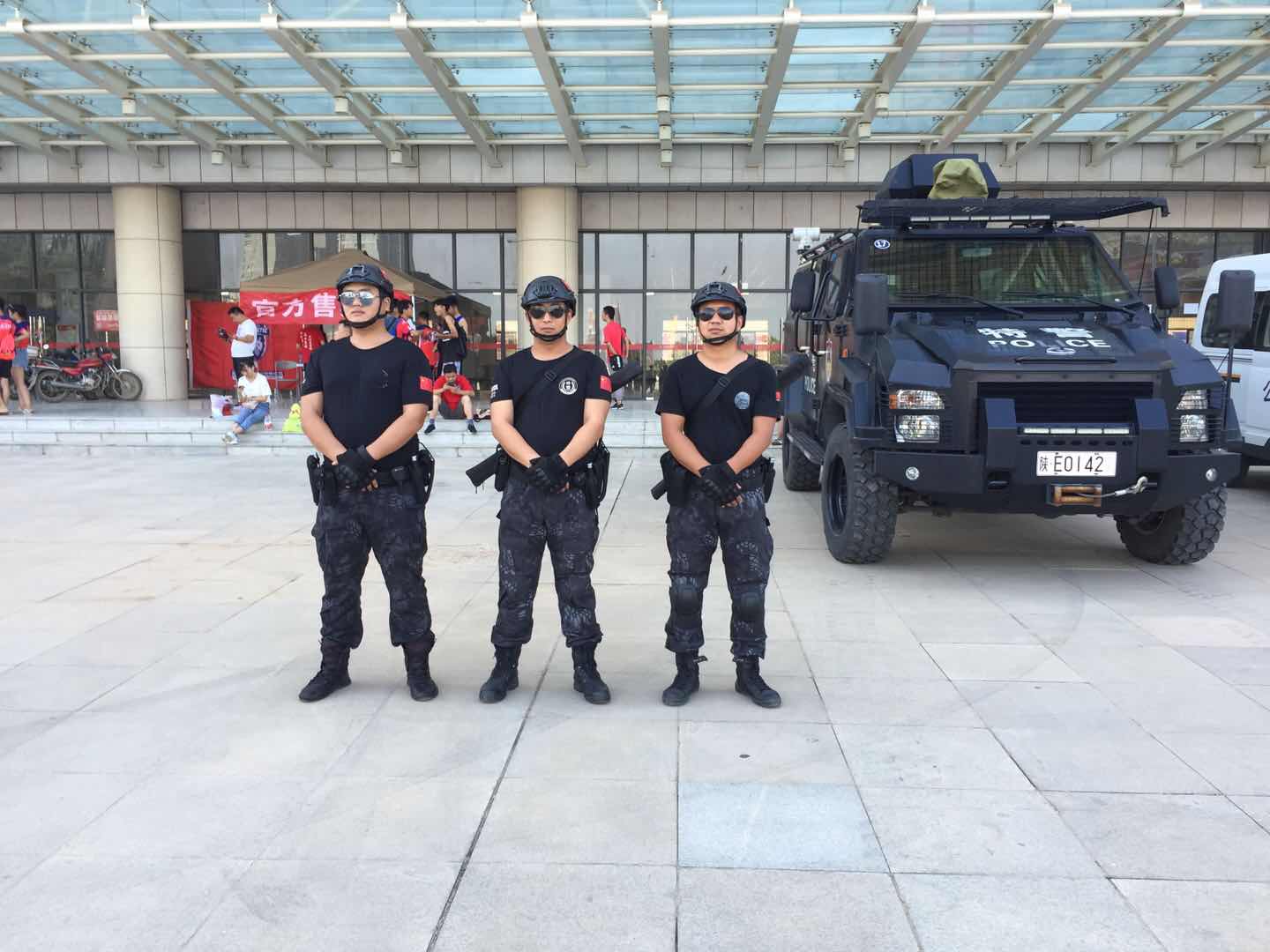 「基层动态」公安临渭分局巡特警大队战高温斗酷暑圆满完成2018中乙足球联赛“大秦之水VS长春百嘉”安保