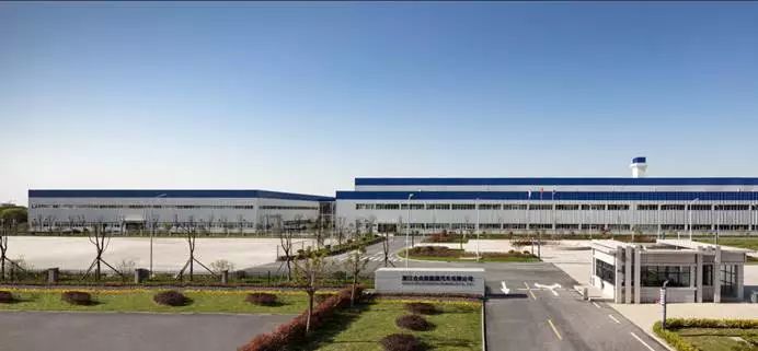 活下来的新势力车企,活下来的新能源车企