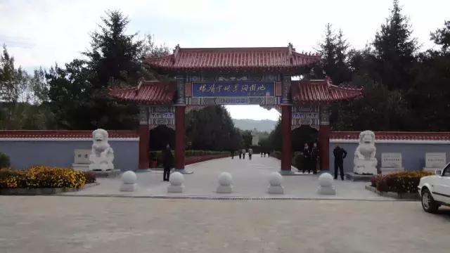 通化杨靖宇烈士陵园建筑之美,抚顺杨靖宇烈士雕像导游词