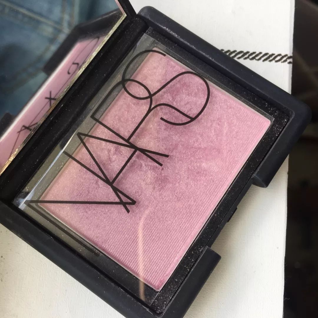 买了一堆护肤品后悔了怎么办,化妆品买了一堆却不怎么用