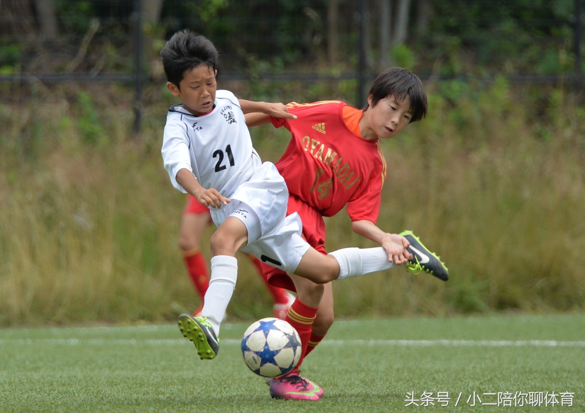 中日足球差距这么大的原因,武磊谈中日足球差距