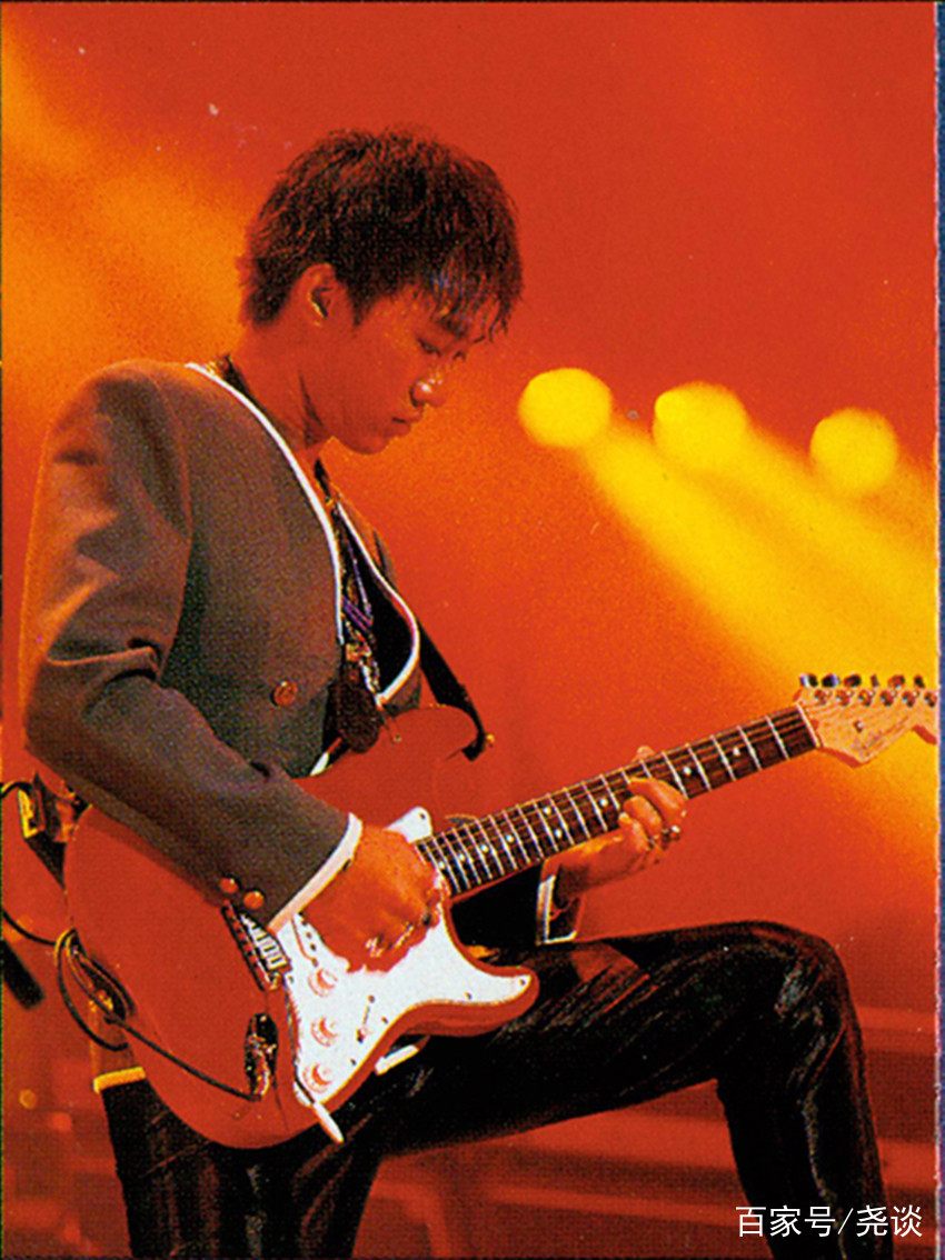 黄家驹的海阔天空到底有多火,黄家驹海阔天空感动全场