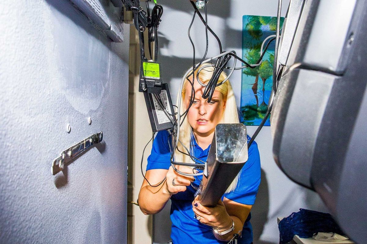 亚马逊对百思买的优势,百思买和亚马逊