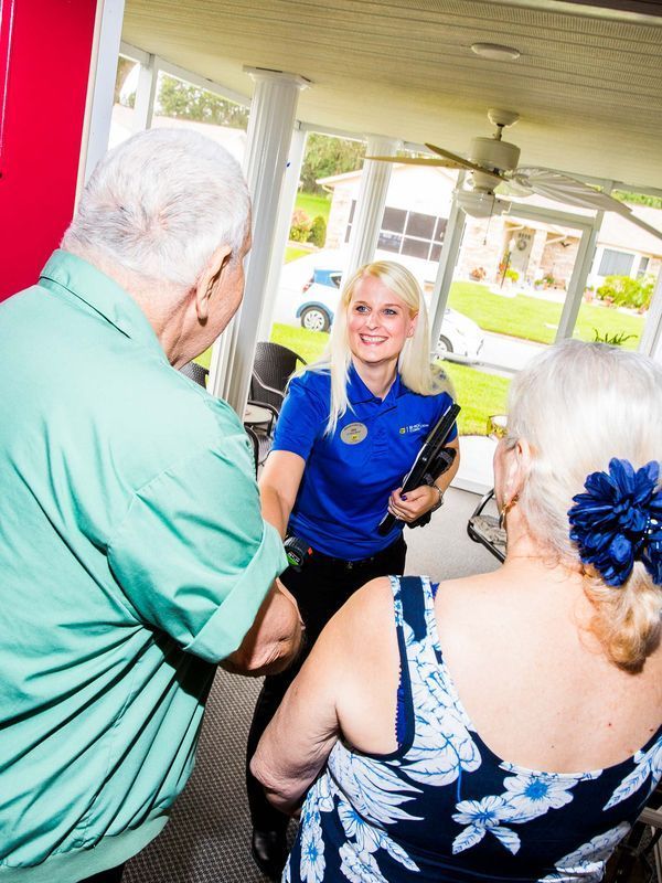 亚马逊对百思买的优势,百思买和亚马逊