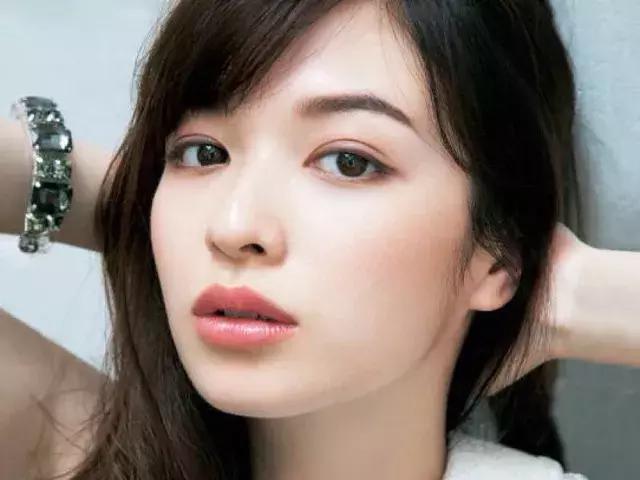 治脱妆,脸起皮脱妆怎么快速补妆