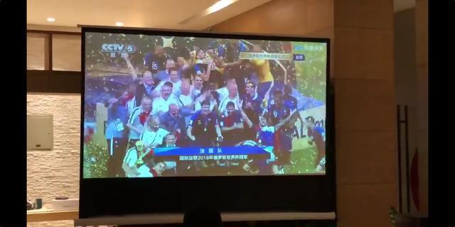 极米无屏电视n20测评,极米无屏电视效果如何