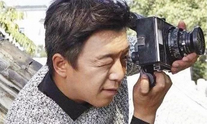 被*袜丝**毁掉的中国女人:审美力,才是一个人的核心竞争力