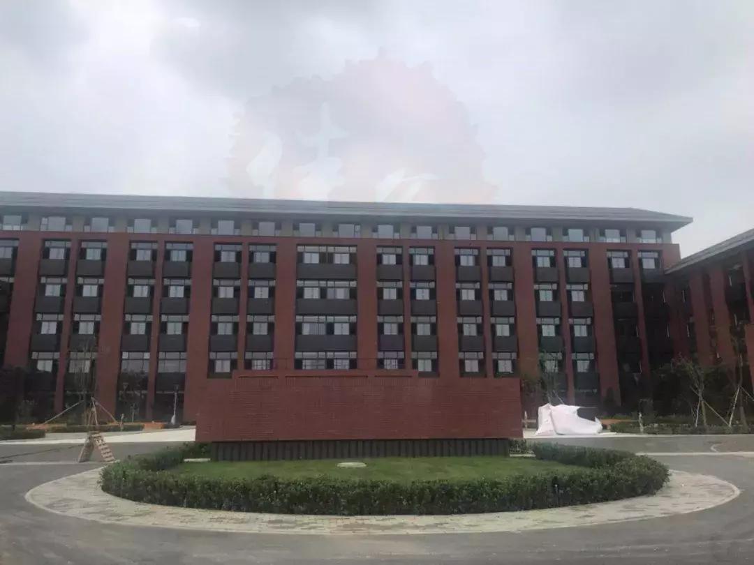 青龙湖板块,再看板块内的高品质二手房