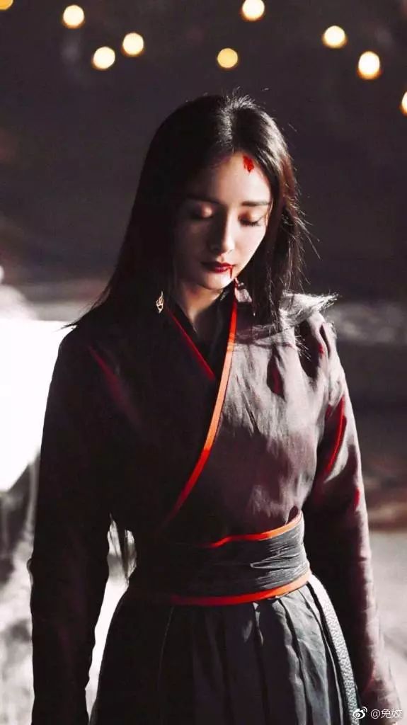 杨幂代言睫毛膏,杨幂巧迪尚惠睫毛膏