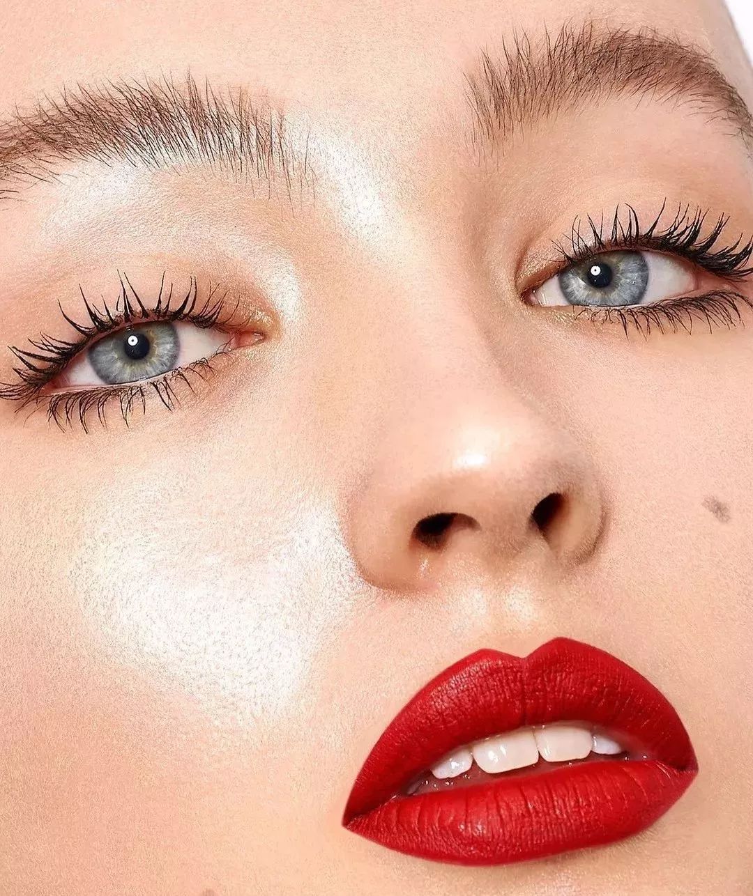 杨幂代言睫毛膏,杨幂巧迪尚惠睫毛膏