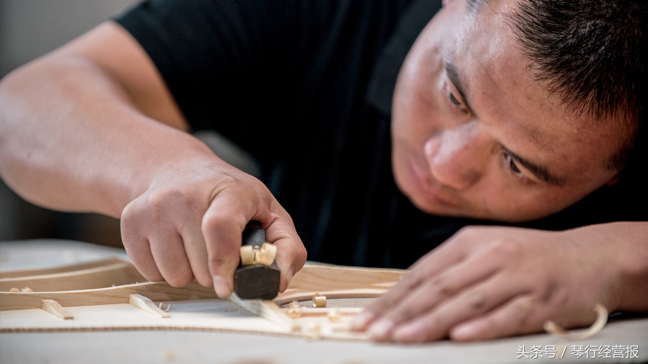 奥森木吉他,奥森吉他官网图片