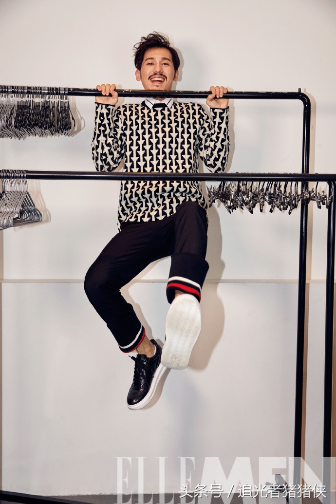 白宇《ELLEMEN睿士》八月刊：痞帅大叔时尚又有趣