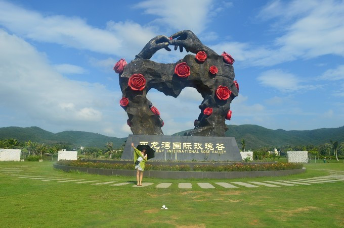 三亚跟团5天4晚含机票靠谱吗,三亚跟团游五天四夜攻略