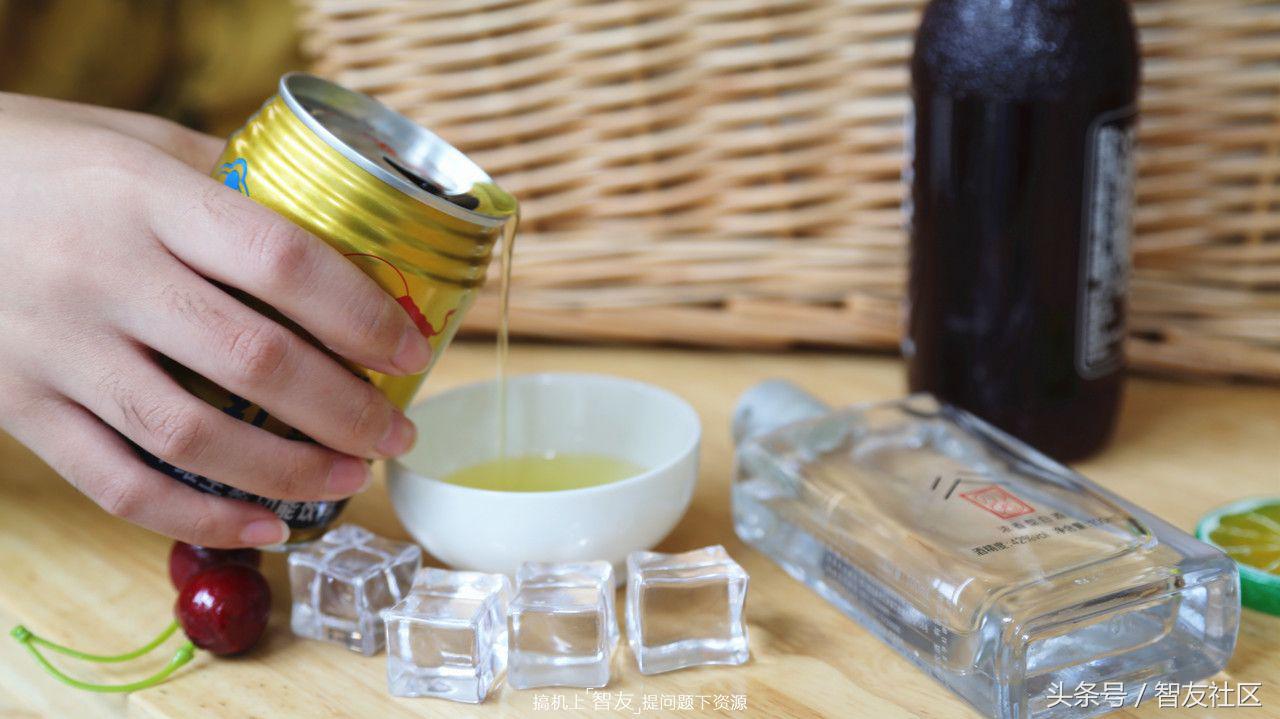 智友老司机今日酒驾！谷小酒浓香型试饮体验结尾有彩蛋