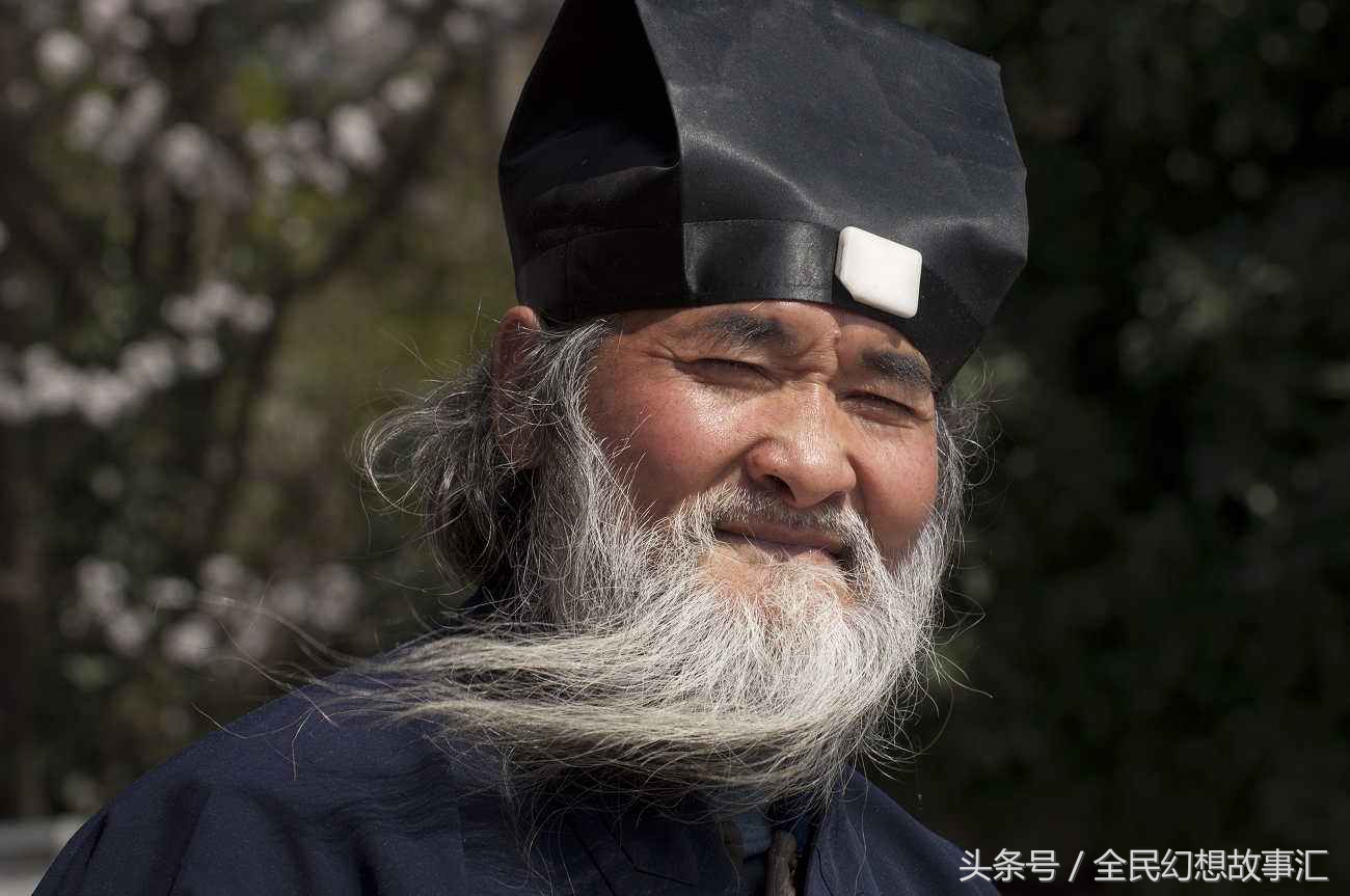 丧子多年，门前来个老道，开口便说“跟着纸鹤，就能找到你儿子”