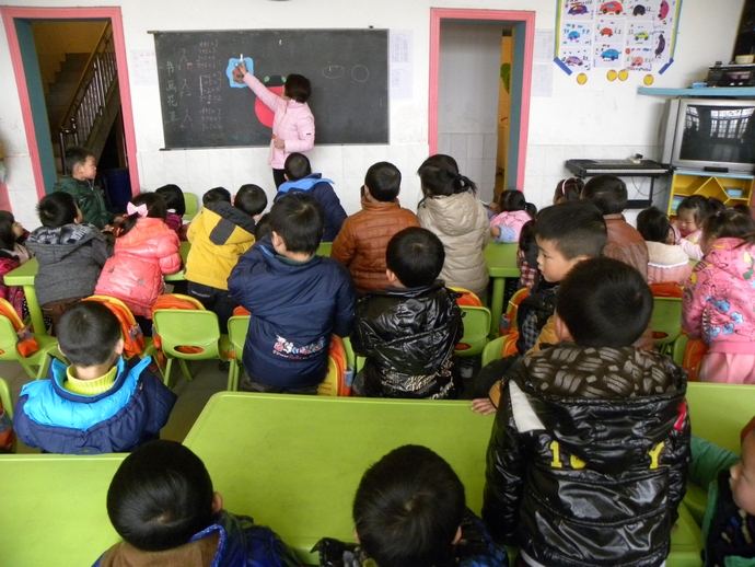 大班数学蜘蛛和糖果店ppt图片,大班数学活动数糖果