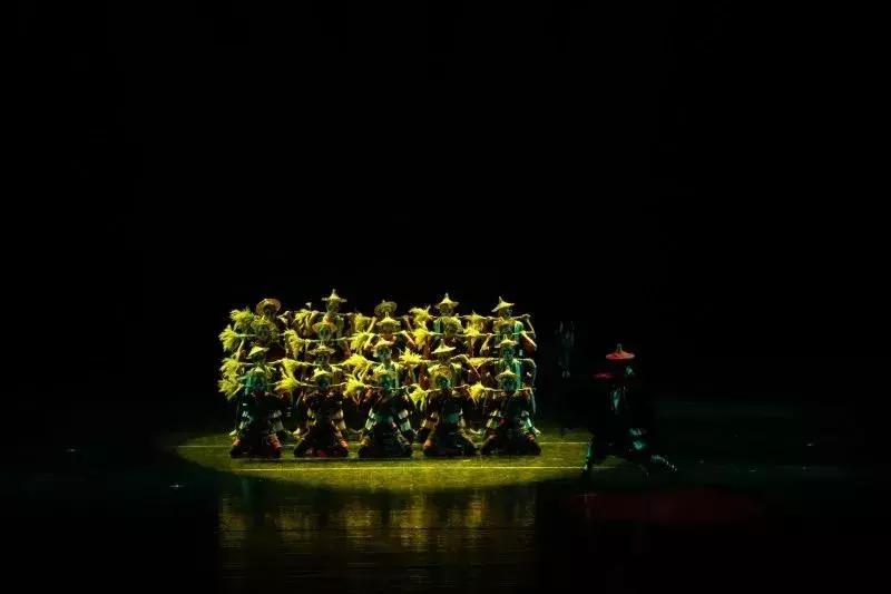 今天，请把朋友圈留给咱黄埔青少年！为你们打Call日夜不分~