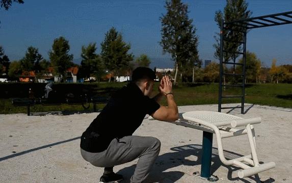 深蹲核心激活训练方法,健身房促睾的健身动作