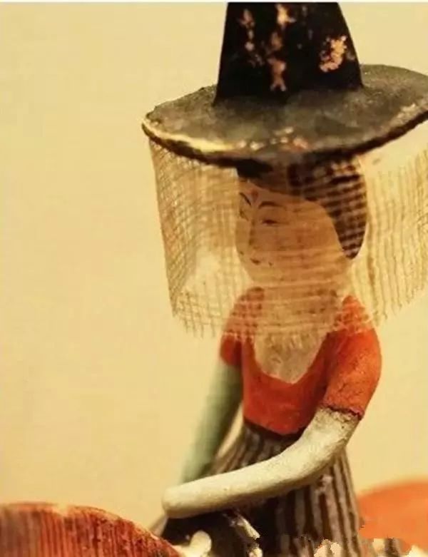 中国古代服饰的演变史 (古代女子穿什么服装最好看)