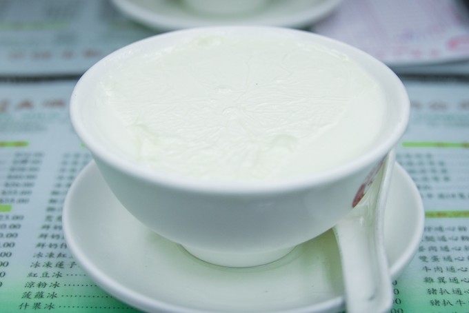 购物天堂里的市井味道：是古惑仔的码头，也是陈奕迅的“香港胃”