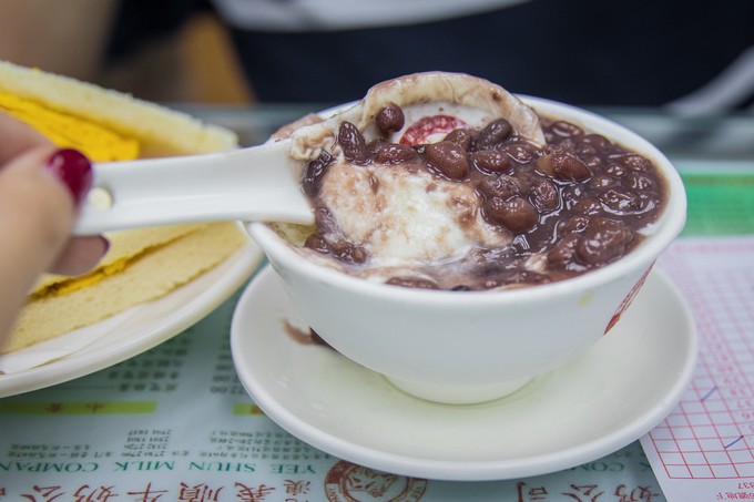 购物天堂里的市井味道：是古惑仔的码头，也是陈奕迅的“香港胃”