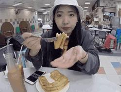 购物天堂里的市井味道：是古惑仔的码头，也是陈奕迅的“香港胃”