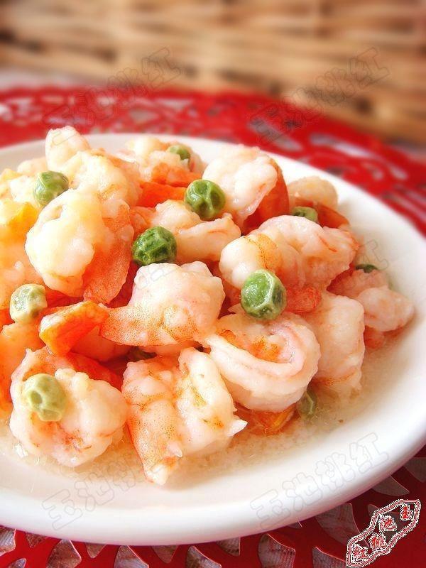 清炒虾仁的做法清淡可口,清炒虾仁这样做滑嫩鲜香掌握技巧