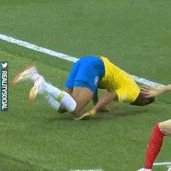 假摔名场面内马尔恶搞,内马尔翻滚吧搞笑视频