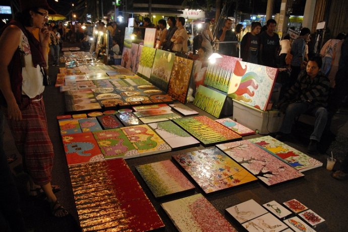 亲历泰国清迈夜市,泰国清迈十大夜市排名