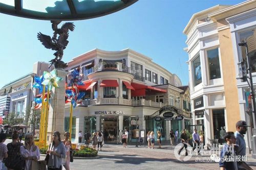 商场被电商挤垮了,被电商冲击的百货零售业