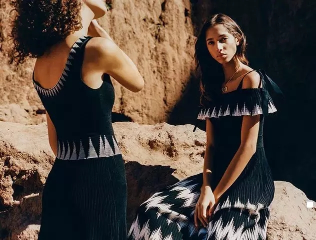 「逢逛必买」|“穿上她家的裙子,不去派对也该去喝一杯!”